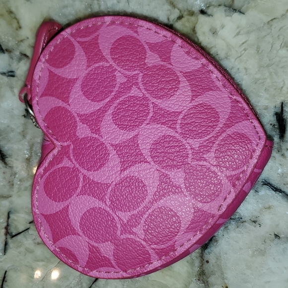**SOLD**Coach Coin Purse - Picture 2 of 7